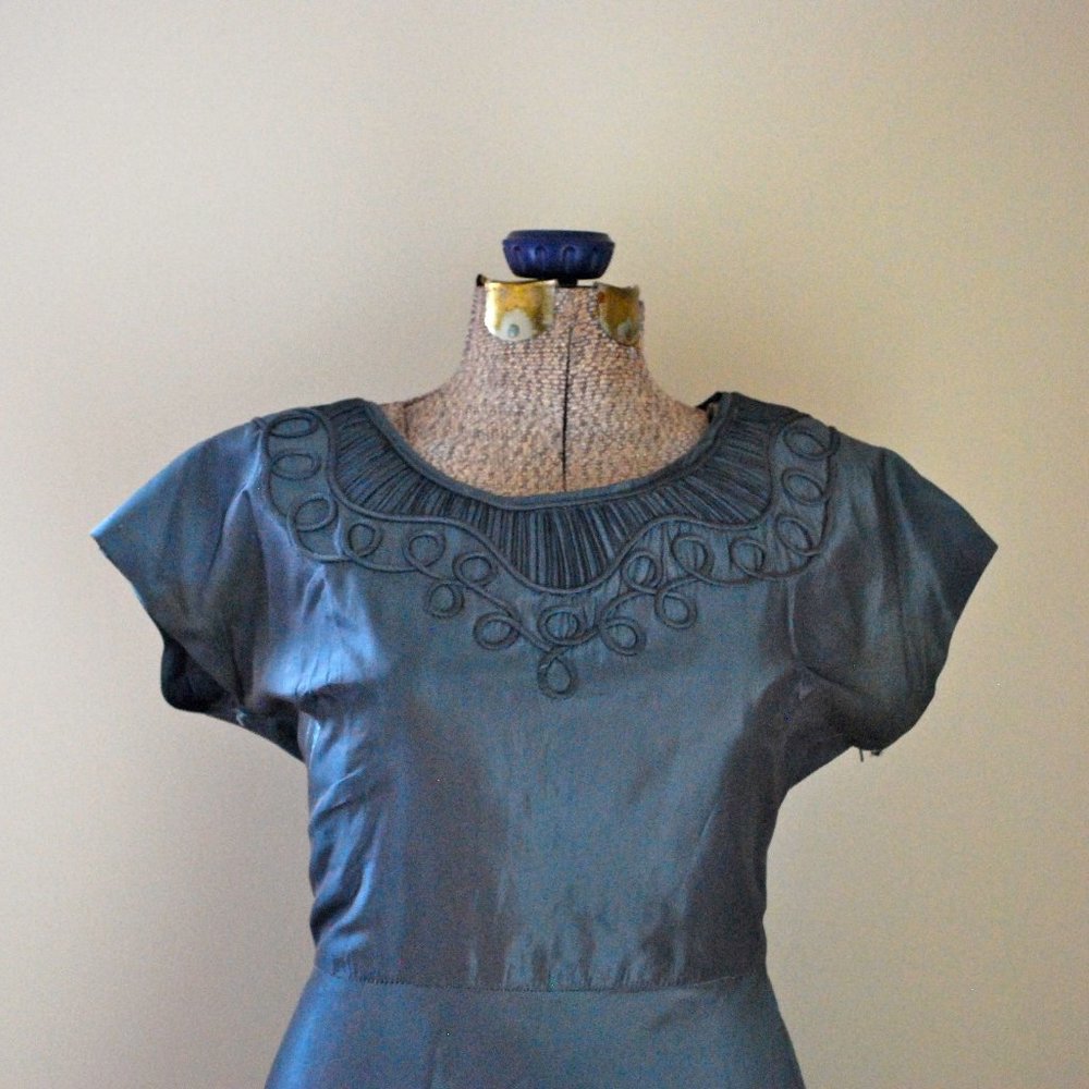 Iridescent Grey/Blue/Green Satin Dress (M/L)
